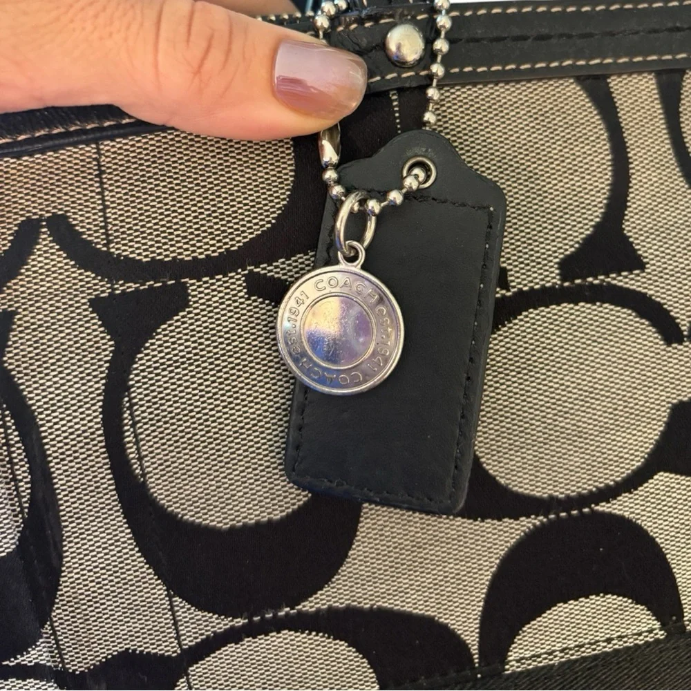 Coach Signature Shoulder Handbag - Picture 6 of 11